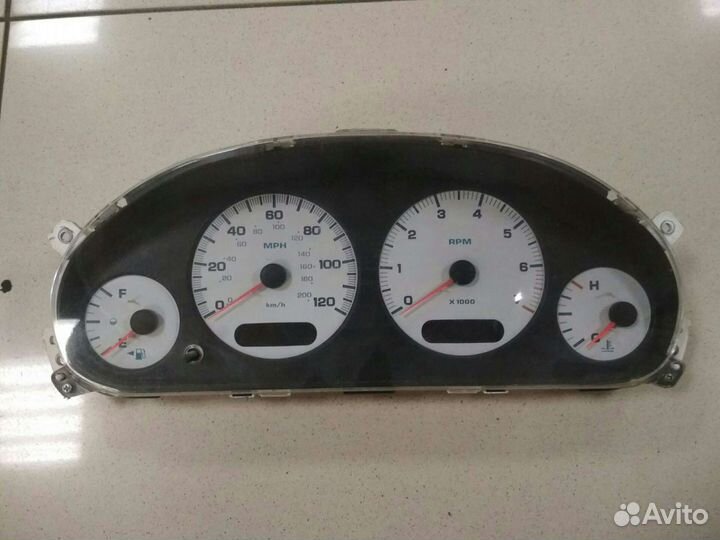 Панель приборов Chrysler Voyager/Caravan 00-08г