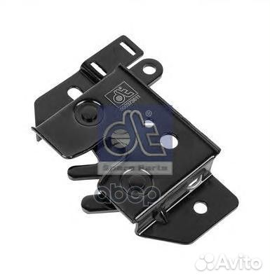 Замок решетки радиатора прав. Scania 4 серия 12