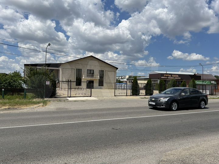 Свободного назначения, 580 м²