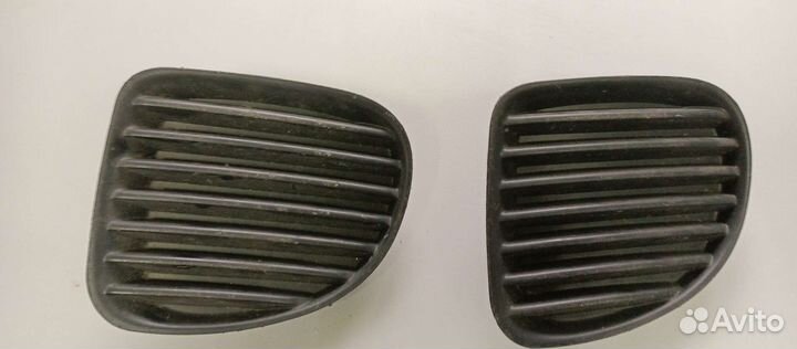 Заглушка туманки левая Toyota Funcargo 5243352010