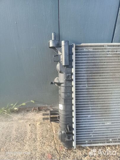 Радиатор охлаждения opel zafira B