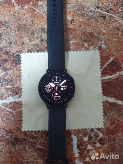 Смарт часы samsung galaxy watch active 2