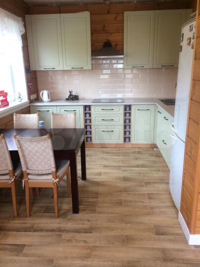 Дом 200 м² на участке 20 сот.