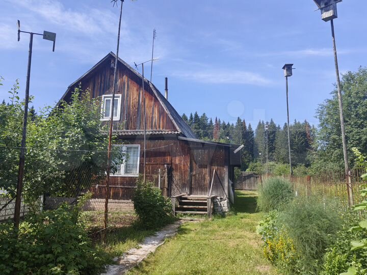 Дом 48 м² на участке 15,5 сот.