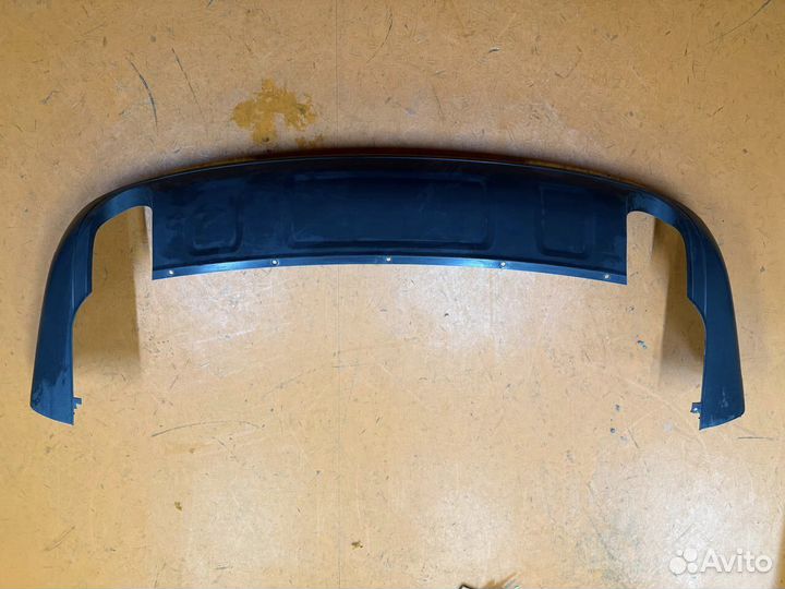 Юбка губа заднего бвмпера Audi Q7 2005-2015