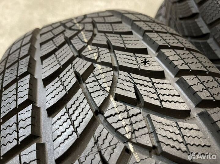 Goodyear UltraGrip Ice SUV Gen-1 235/60 R17 106T
