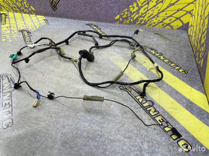 Проводка двери крышки багажника Субару Импреза g12