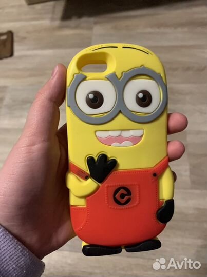 Чехлы на айфон