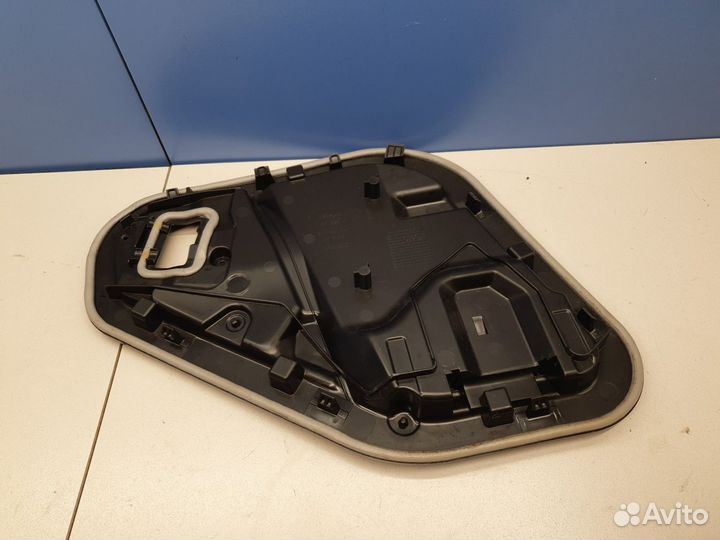 Кронштейн стеклоподъемника передней правой двери M