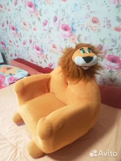 Детское кресло