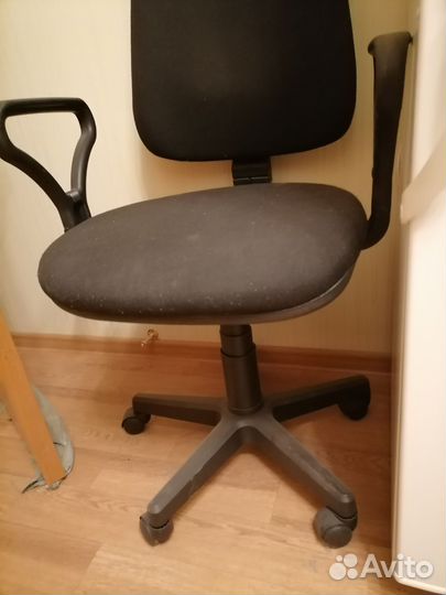 Компьютерное кресло