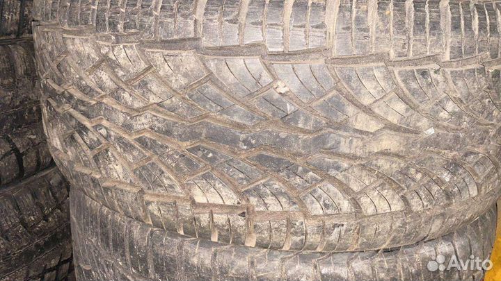 Ohtsu ST5000 305/35 R24