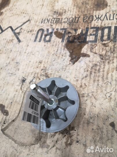 Держатель запаски Toyota Passo KGC10