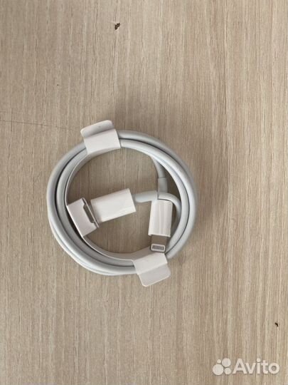 Продаю шнур зарядки на Apple