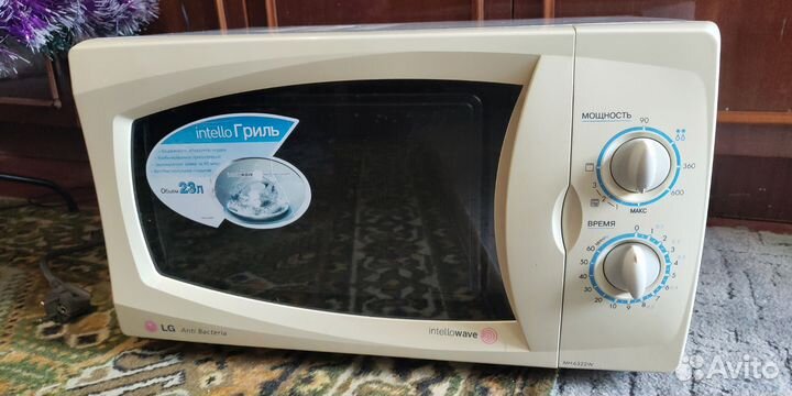 Микроволновая печь LG с грилем