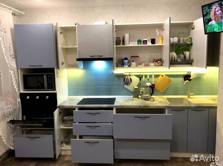 Кухонный гарнитур 