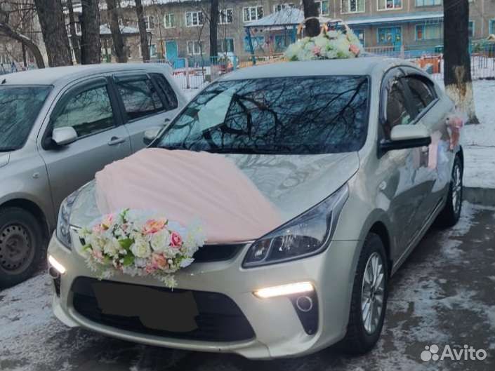 Аренда украшений на свадебную машину