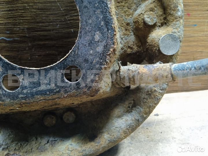 Щит опорный Шевроле Ланос