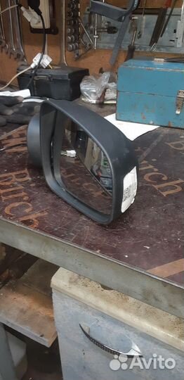 Зеркало правое Renault Daster 2