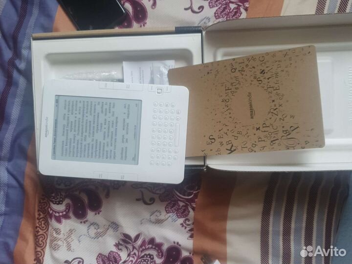 Электронная книга Kindle 2