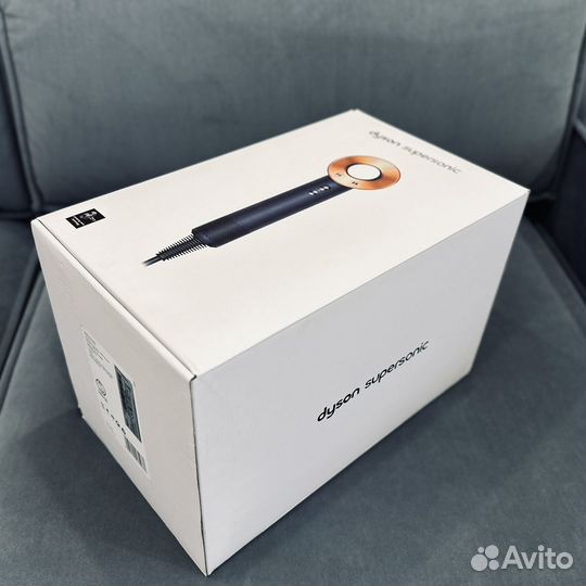 Фен Dyson supersonic