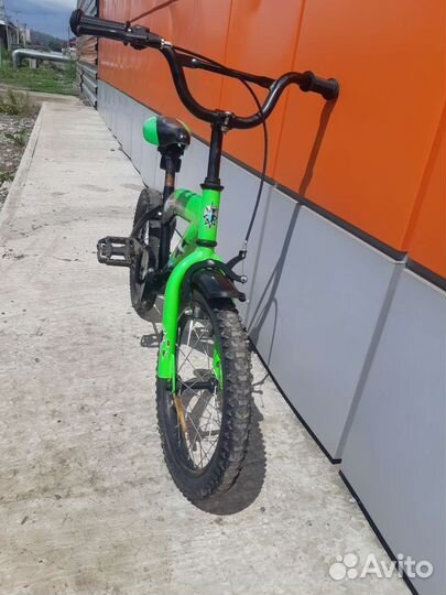 Детский велосипед 16