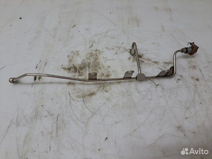 Трубка топливная