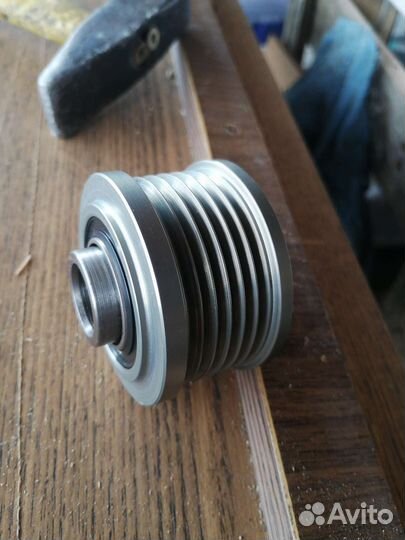 Шкив генератора обгонная муфта