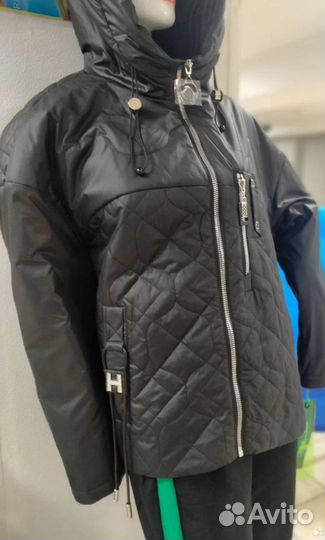 Куртка ветровка женская