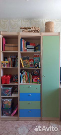 Стеллаж в детскую