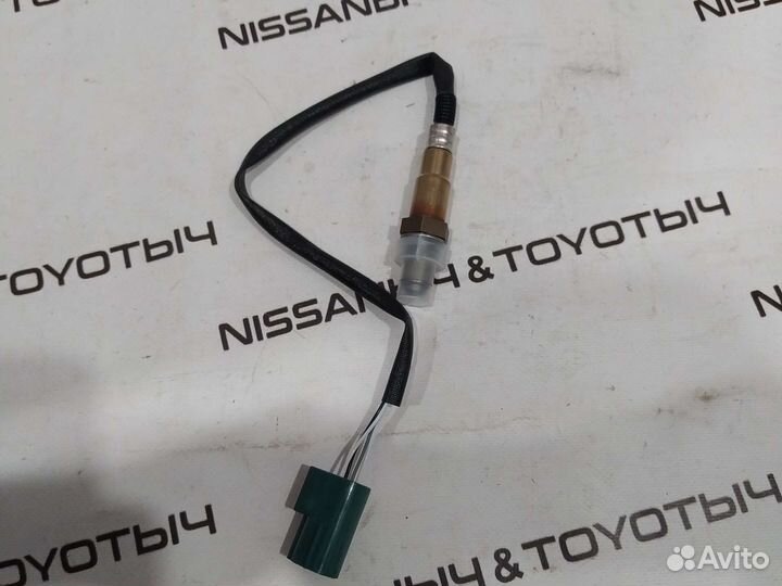 Датчик кислорода верхний на Nissan Almera B10
