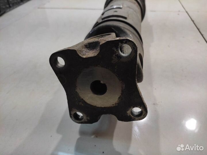 Карданный вал задний (Jeep Cherokee IV)