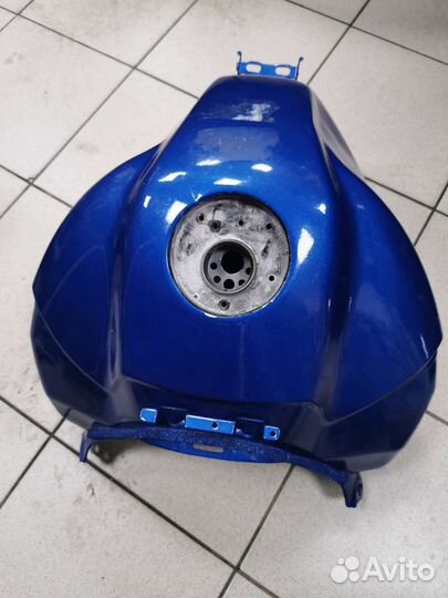 Бензобак Yamaha FZ8