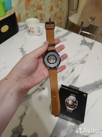 Часы huawei watch 4 Pro