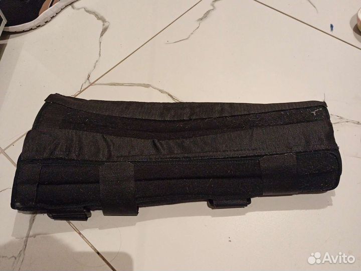 Тутор на коленный сустав