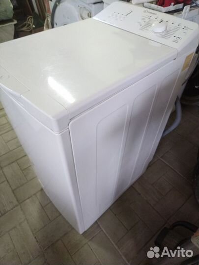 Стиральная машинка с вертикальной загрузкой