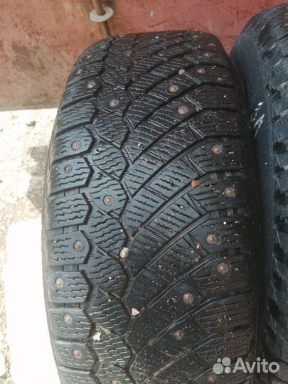 Continental Conti4x4IceContact 235/65 R17 106T