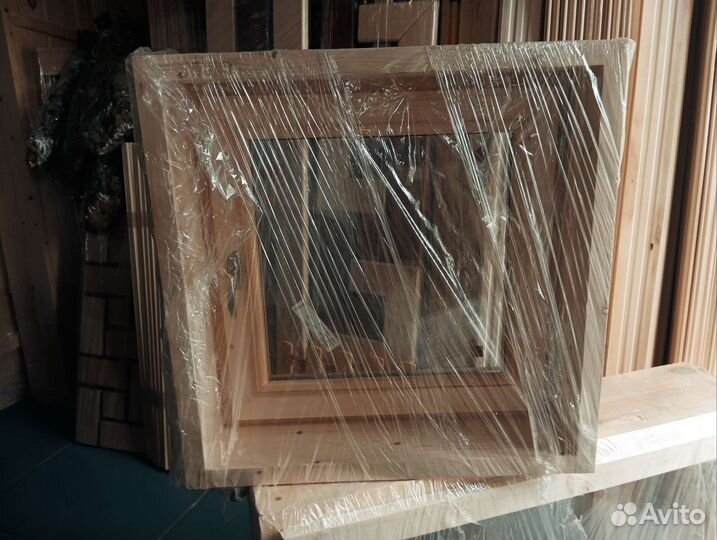 Оконный блок деревянный