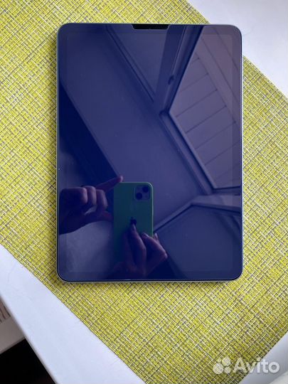 Планшет apple iPad Air 4 64 GB