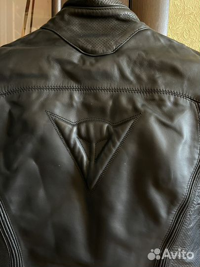 Мотокуртка dainese женская кожаная 48