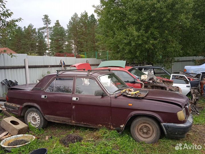 Газ-3110 Волга в разборе