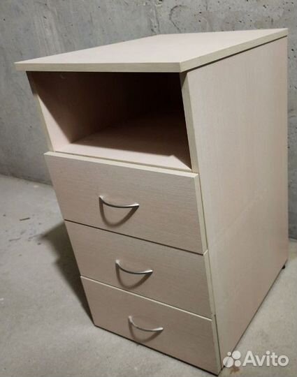 Тумбы офисные с ящиками 3шт