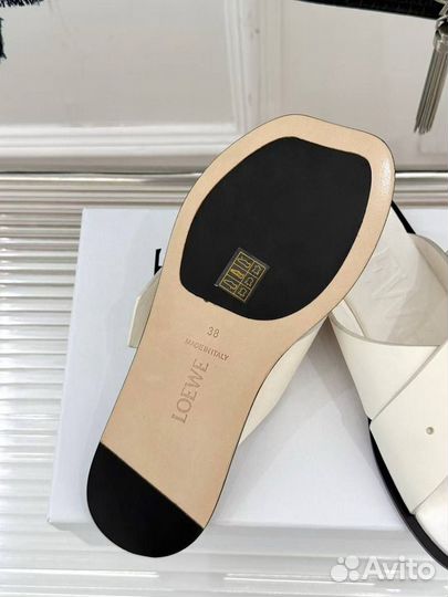 Сандалии женские loewe. 2 модели