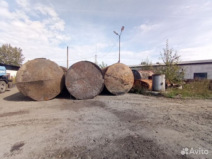 Бочки, емкости, цистерны 2.5,4,8,17,25,50,75 кубов
