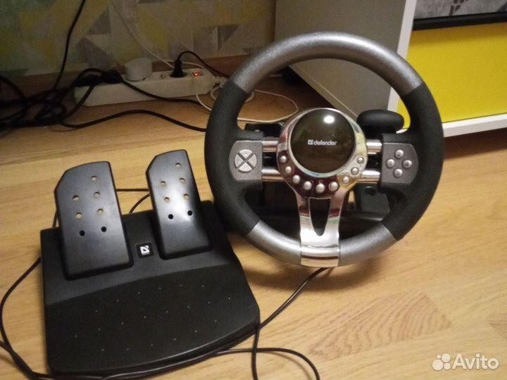 Игровой руль для пк с педалями