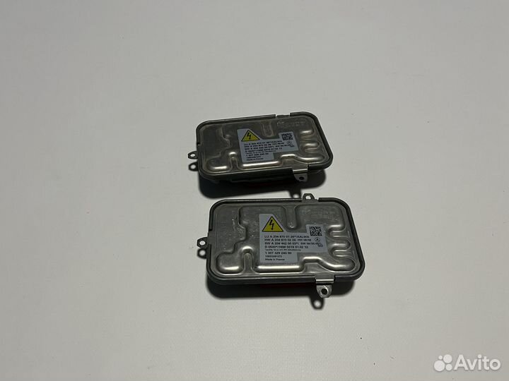 Блок розжига ксенона фары Mercedes W204 W221 S221
