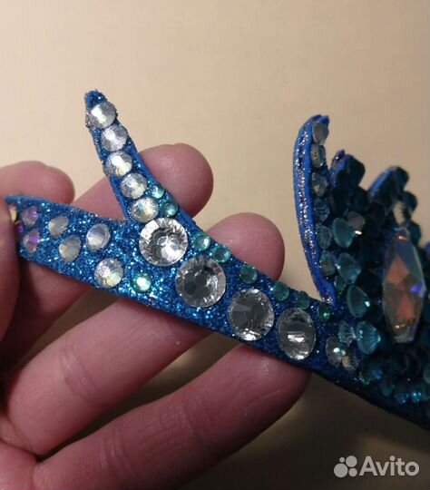 Украшение для художественной гимнастики