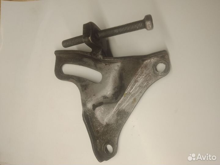 Натяжитель гур Toyota Corolla EE111