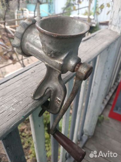 Мясорубка ручная