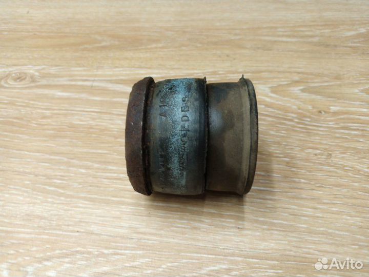 Подушка кузова Mercedes Ml W163